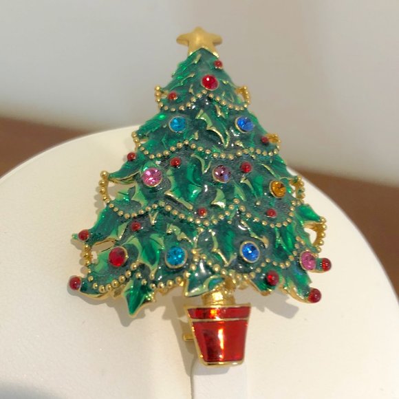Enamel and Rhinestone Vintage Christmas Tree Brooch Pin. - Picture 1 of 10